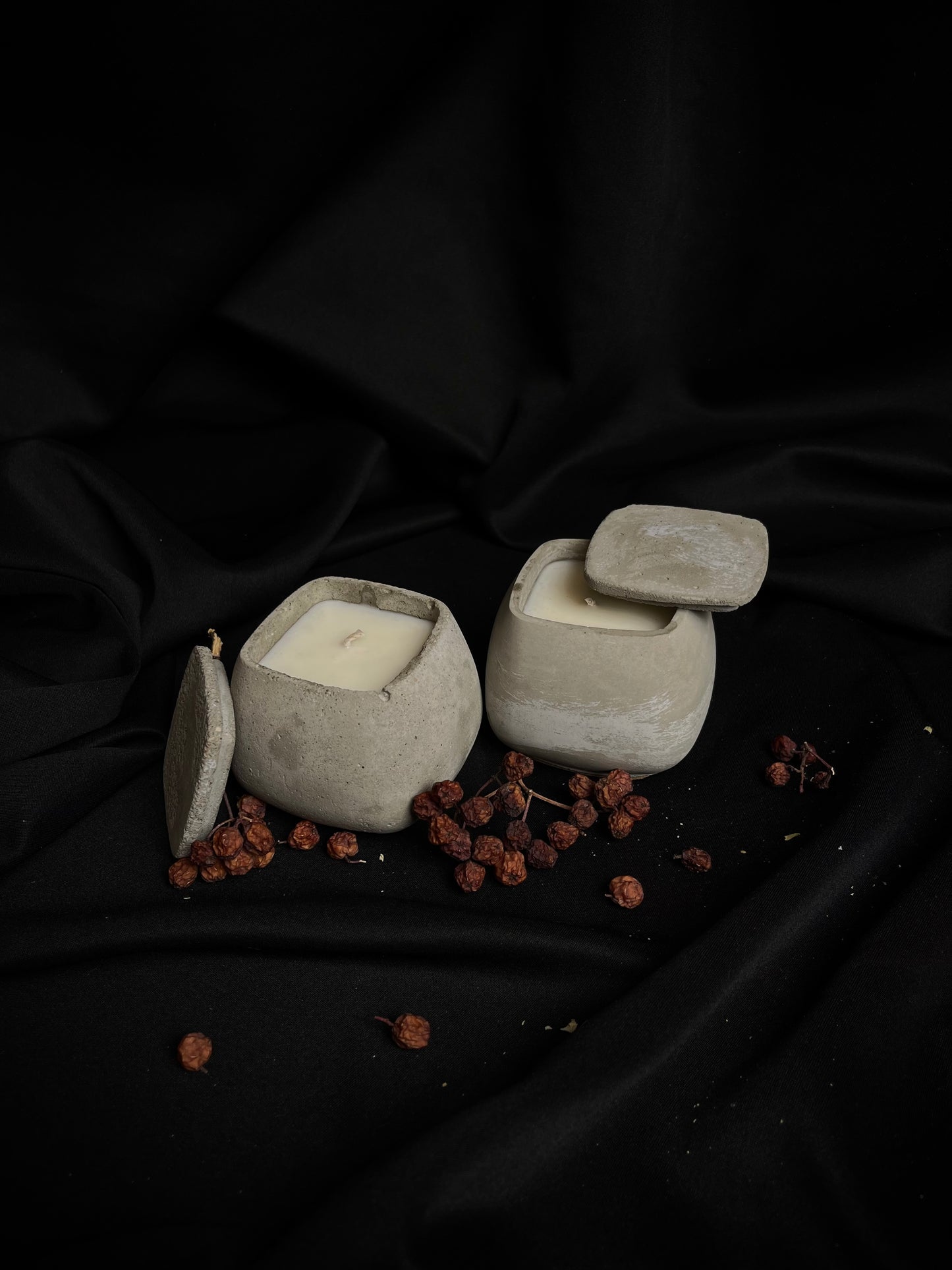 Odos kvapo betoninė žvakė