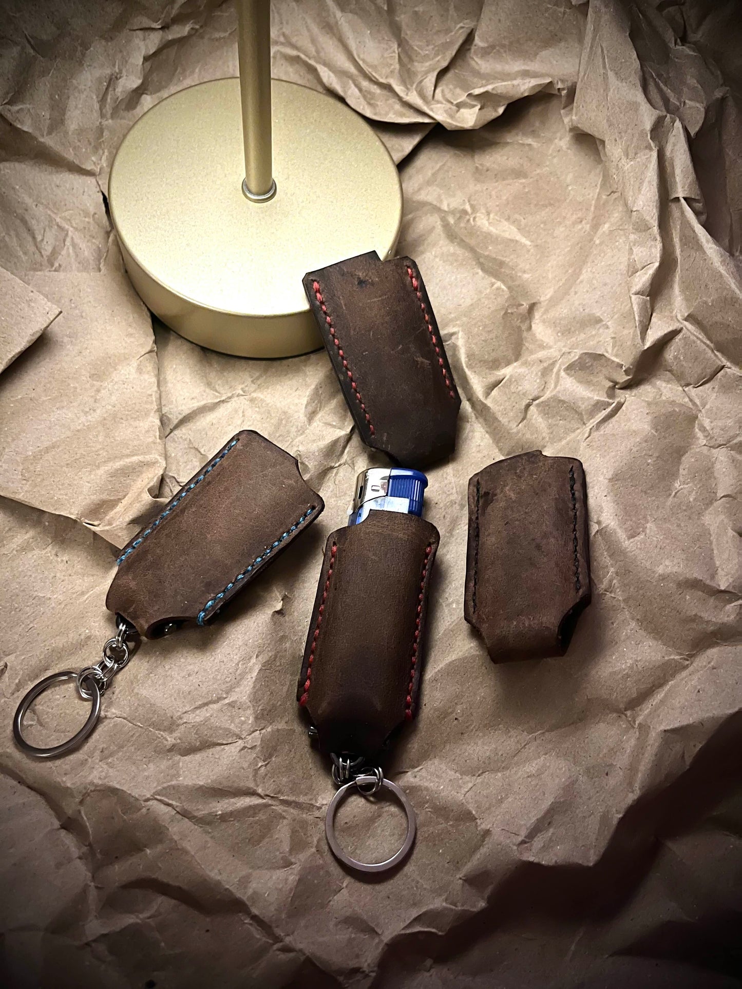 Rudi odiniai žiebtuvėlių dėkliukai