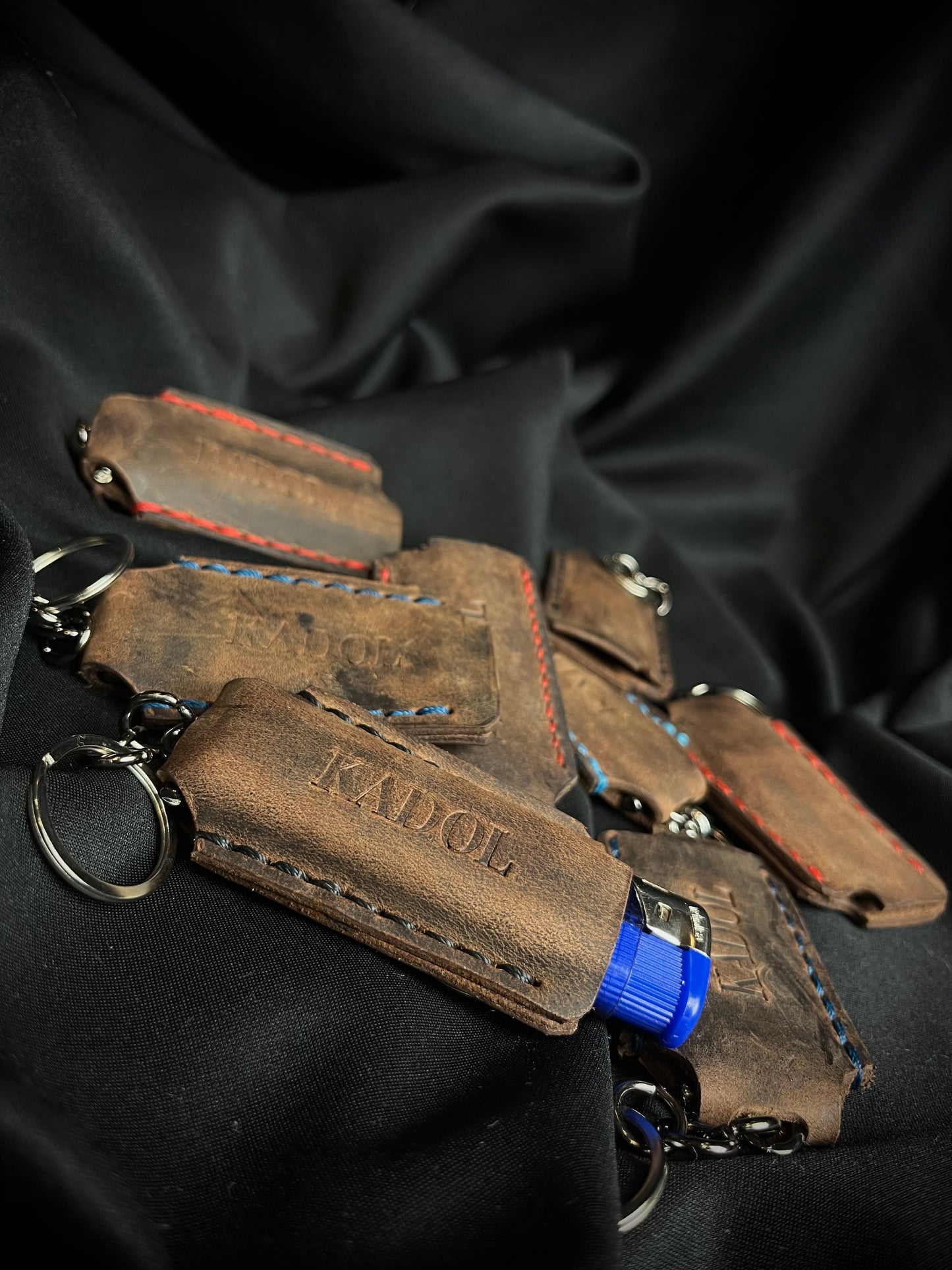 Rudi odiniai žiebtuvėlių dėkliukai