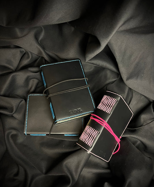 Odinė užrašinė su pasirinkta spalva