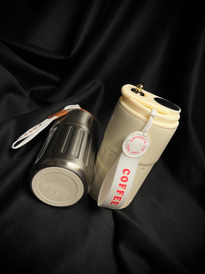 Termogertuvė su temperatūros ekranu