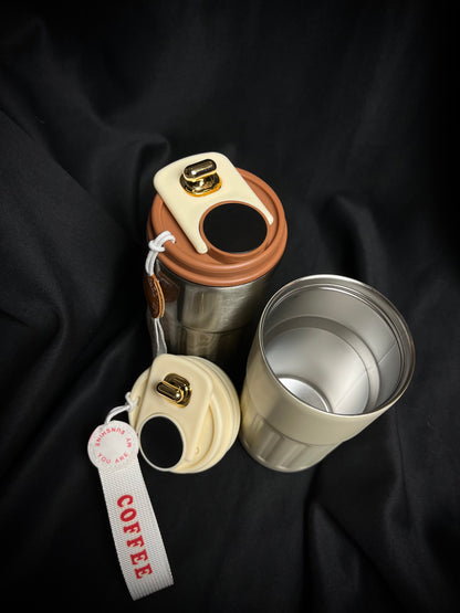 Termogertuvė su temperatūros ekranu