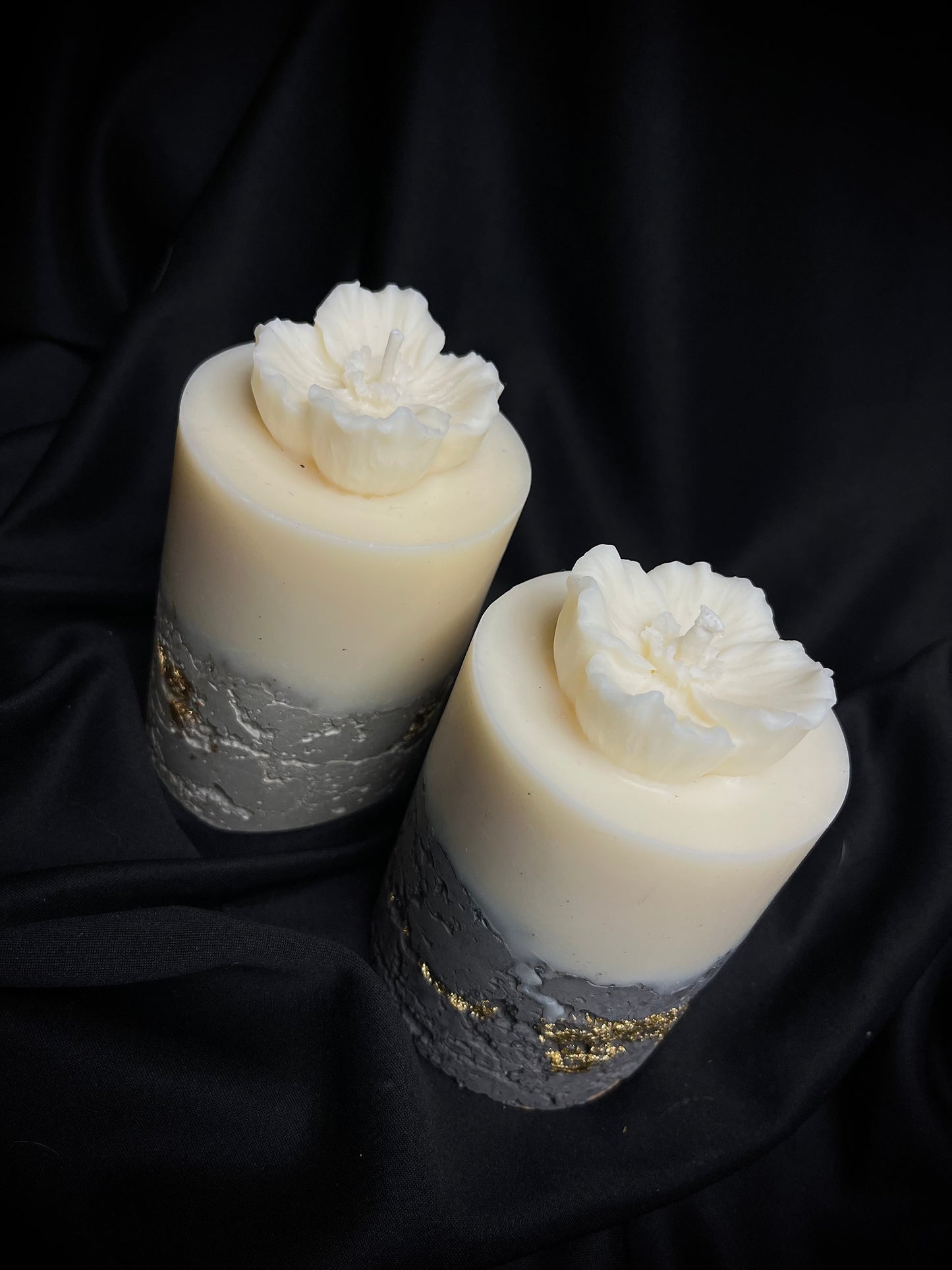 Apvali žydėjimo betono žvakė